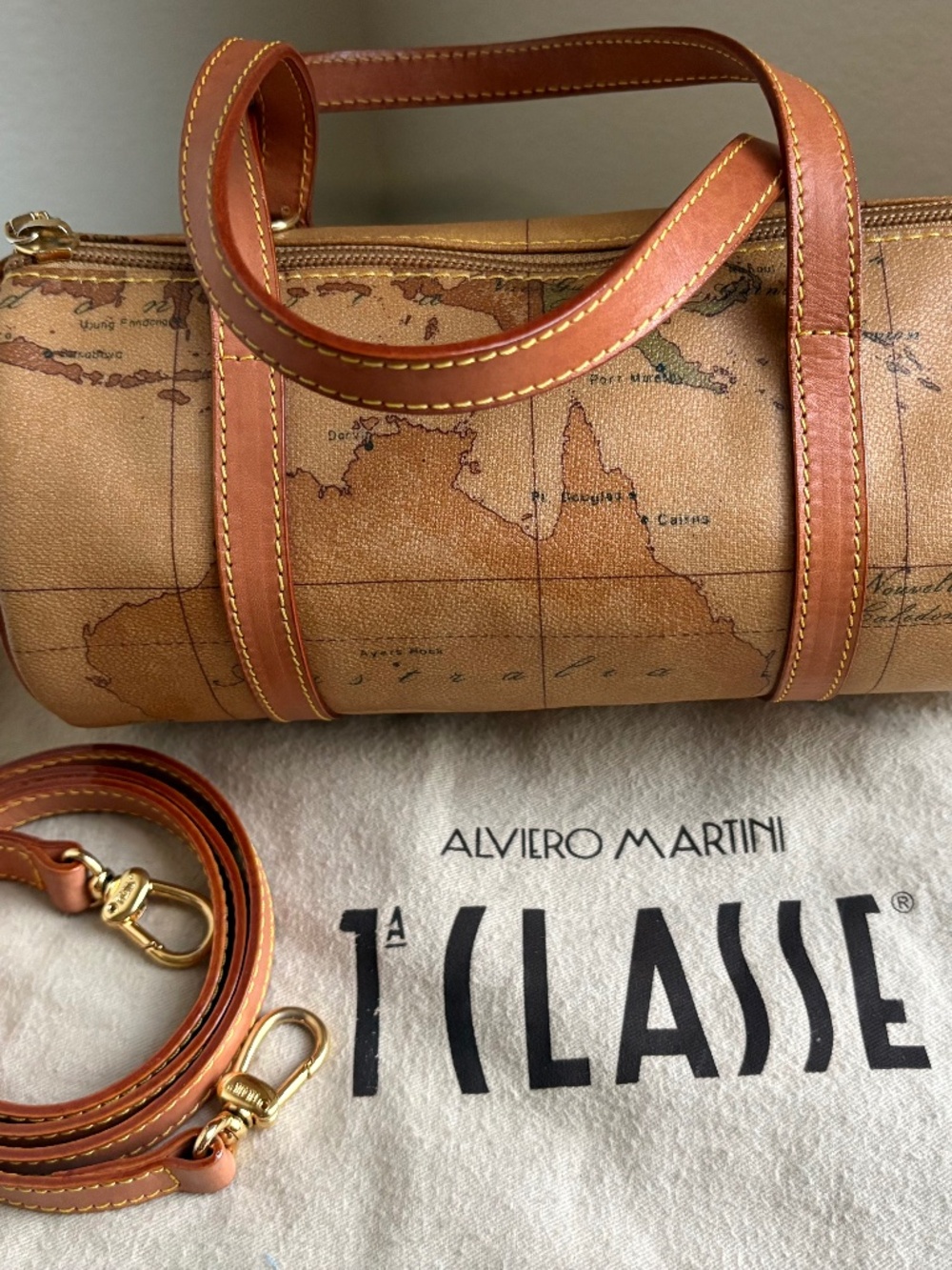 Alviero Matini Geo print small barrel/cylinder bag